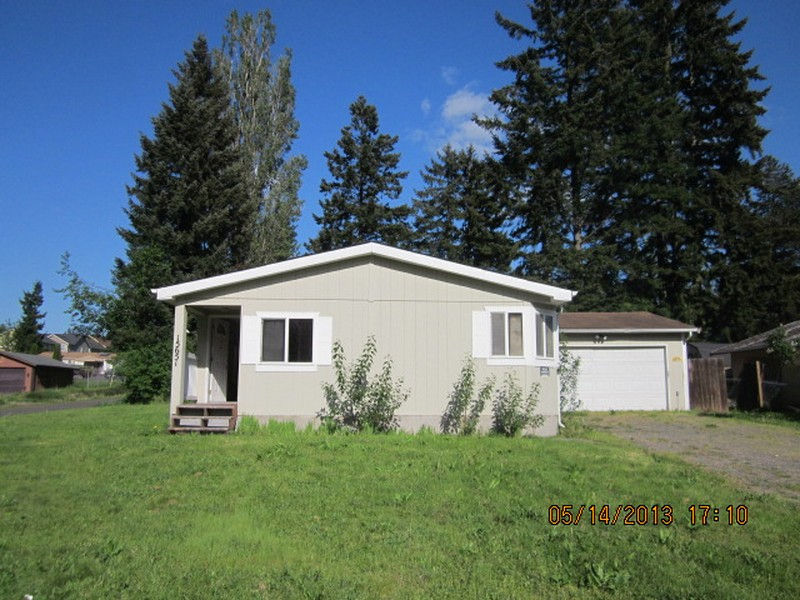 15651 83rd Ave E, Puyallup, WA 98375 