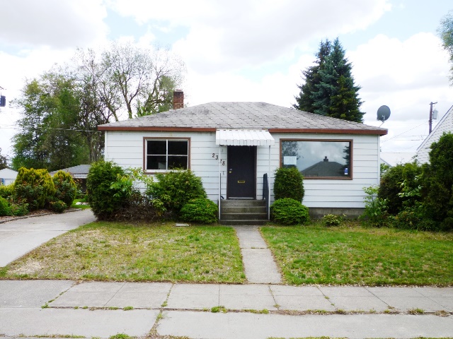 2328 E Nebraska Avenue, Spokane, WA 99208 