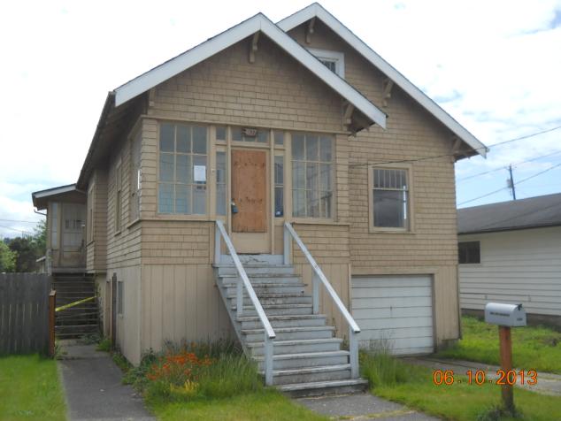 1027 W Cushing St, Aberdeen, WA 98520 