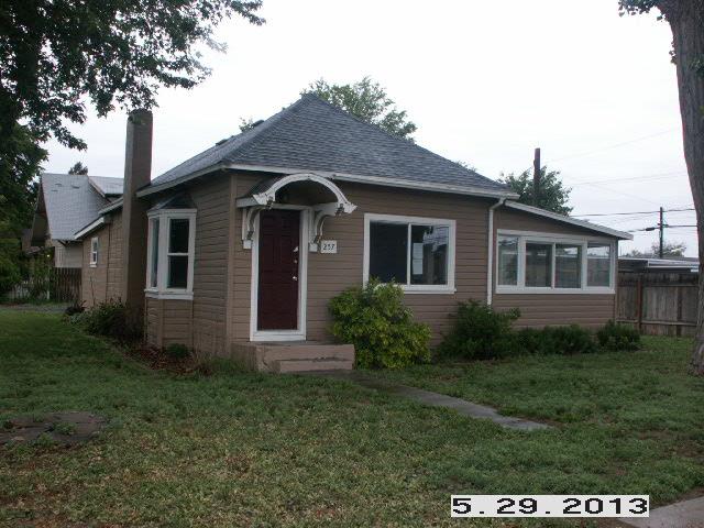 257 2nd Ave NW, Ephrata, WA 98823 