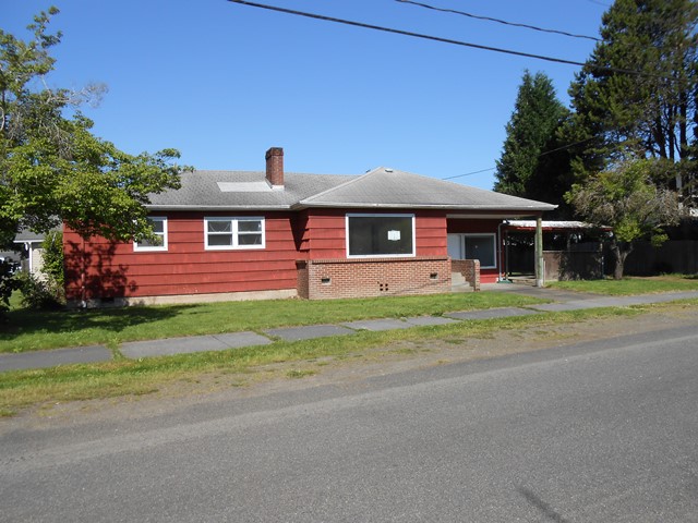 237 3rd Avenue SW, Castle Rock, WA 98611 