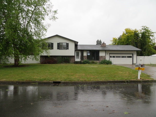 18614 East Augusta Avenue, Spokane Valley, WA 99016 