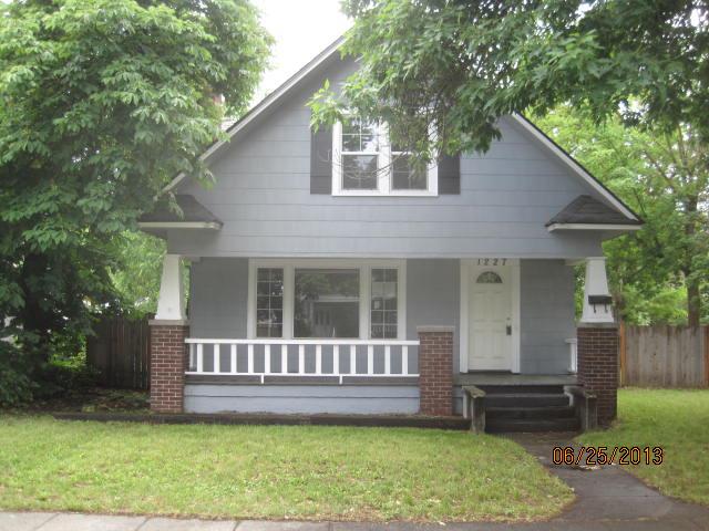 1227 W Chelan Ave, Spokane, WA 99205 