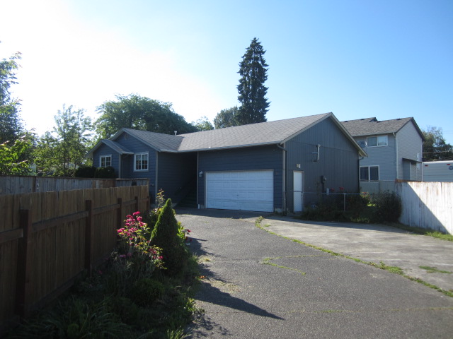 917 Garfield Street, Mount Vernon, WA 98273 
