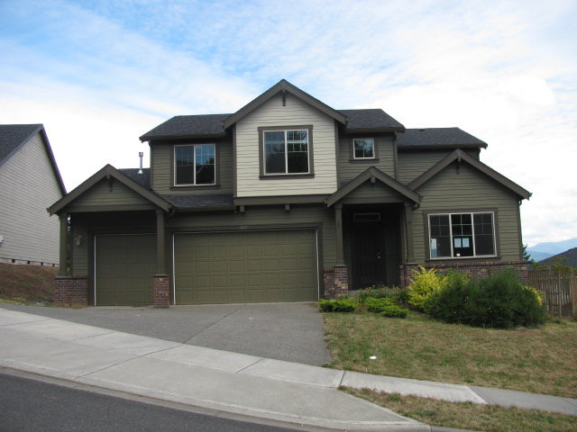 803 NW 30th Avenue, Camas, WA 98607 