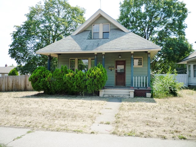 1122 East Indiana Avenue, Spokane, WA 99207 
