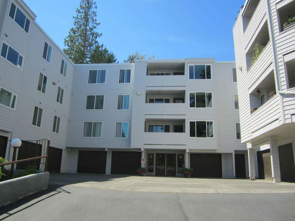 17417 Ashworth Ave N #204, Shoreline, WA 98133 