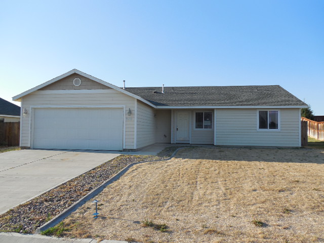 9203 Oliver Drive, Pasco, WA 99301 
