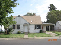 1215 Tacoma Ave, Sunnyside, WA 98944 