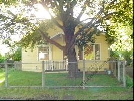 4Th, Yakima, WA 98902 