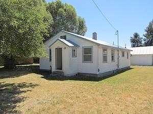 North, Chewelah, WA 99109 