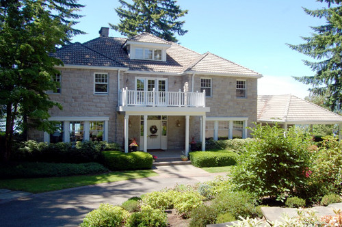 6947 COOPER POINT RD NW, Olympia, WA 98502 