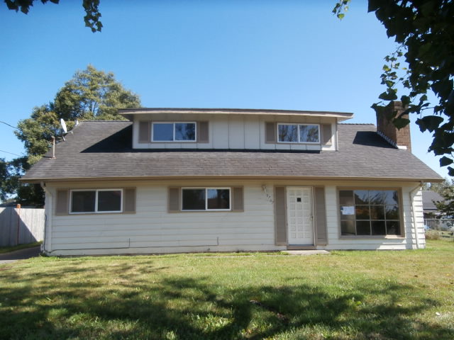 9707 E B Street, Tacoma, WA 98445 