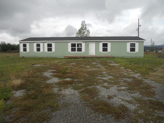 6215 North Stateline Road, Newman Lake, WA 99025 