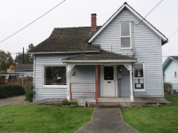 529 2nd Avenue SW, Castle Rock, WA 98611 