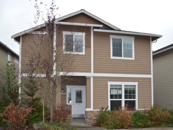 18548 97th Avenue Court E, Puyallup, WA 98375 