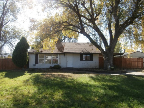 11406 Gilbert Road, Yakima, WA 98903 