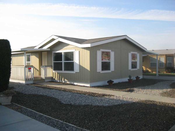 312 S Columbia Center Blvd. #17, Kennewick, WA 99336 