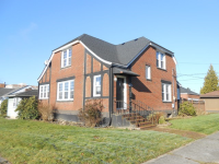 19 SW Cascade Avenue, Chehalis, WA 98532 