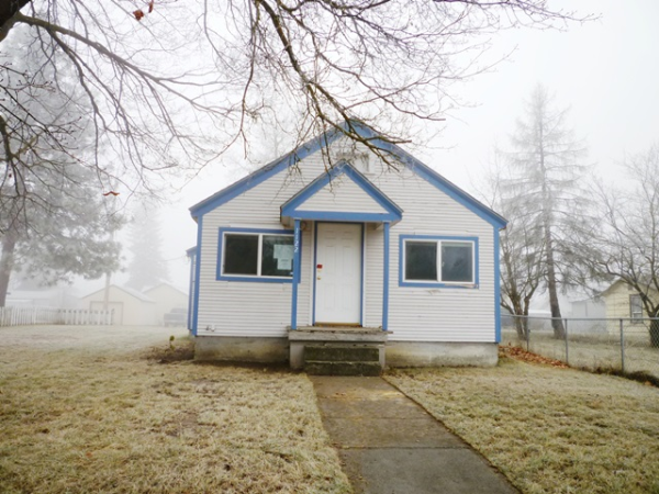 1122 East North Avenue, Spokane, WA 99207 