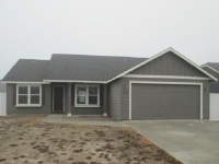 1341 E Megan Drive, Moses Lake, WA 98837 