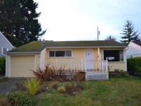 1226 W 10th Street, Port Angeles, WA 98363 