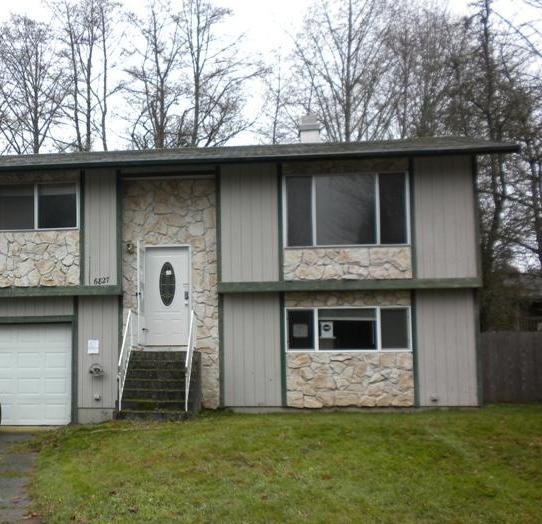6827 Helena Drive Ne, Bremerton, WA 98311 