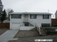 907 S Balsam St, Moses Lake, WA 98837 