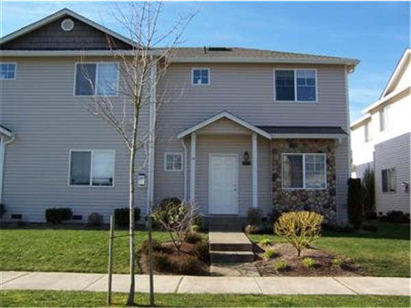 970 Loves Hill Unit 3  Drive, Sultan, WA 98294 