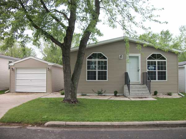 113 Oakton Ln, Green Bay, WI 54311 