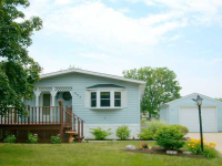 423 Oak Lodge Rd, Waterford, WI 53185 