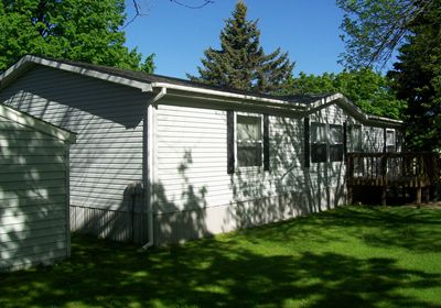 1705 Delaware Dr, Sturgeon Bay, WI 54235 