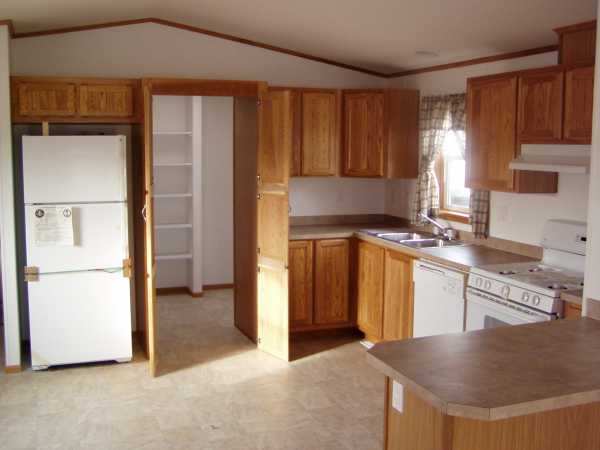 4221 S. 6 St. D-34, Milwaukee, WI 53221 