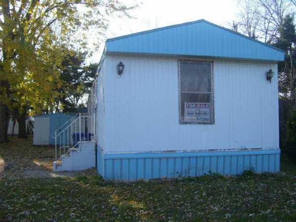 915 Elru Drive, Menasha, WI 54952 