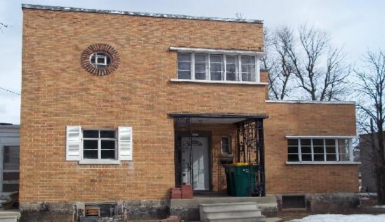 182 South Main Street, Saukville, WI 53080 