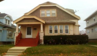 3222 South 10th Street, Milwaukee, WI 53215 