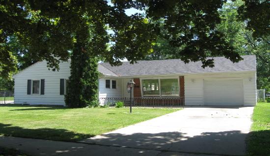 572 Newtols Street, Green Bay, WI 54302 