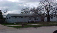 221 South 15th Avenue, South Milwaukee, WI 53172 
