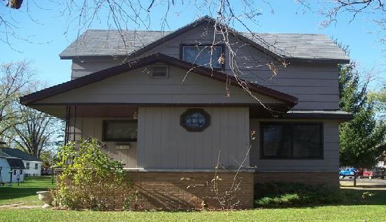 204 Reuter Avenue, Rice Lake, WI 54868 