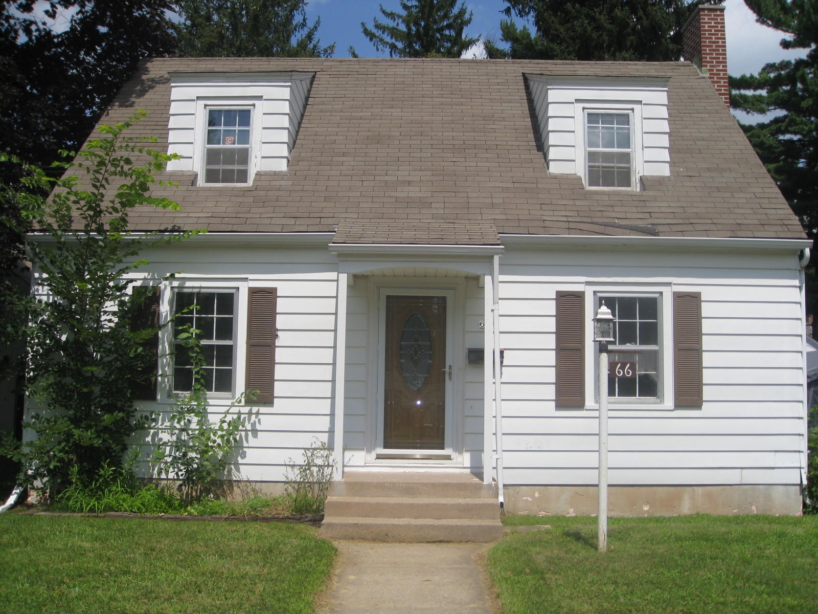 66 Torrey St, Clintonville, WI 54929 