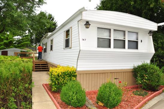 147 Sunnyside East, Burlington, WI 53105 