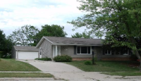 701 Lenora Dr, West Bend, WI 53090 