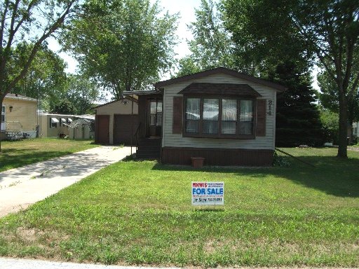 303 Maple Grove Drive Grove, Jefferson, WI 53549 