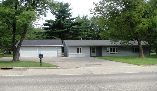 W6626 Lake Drive, Shawano, WI 54166 