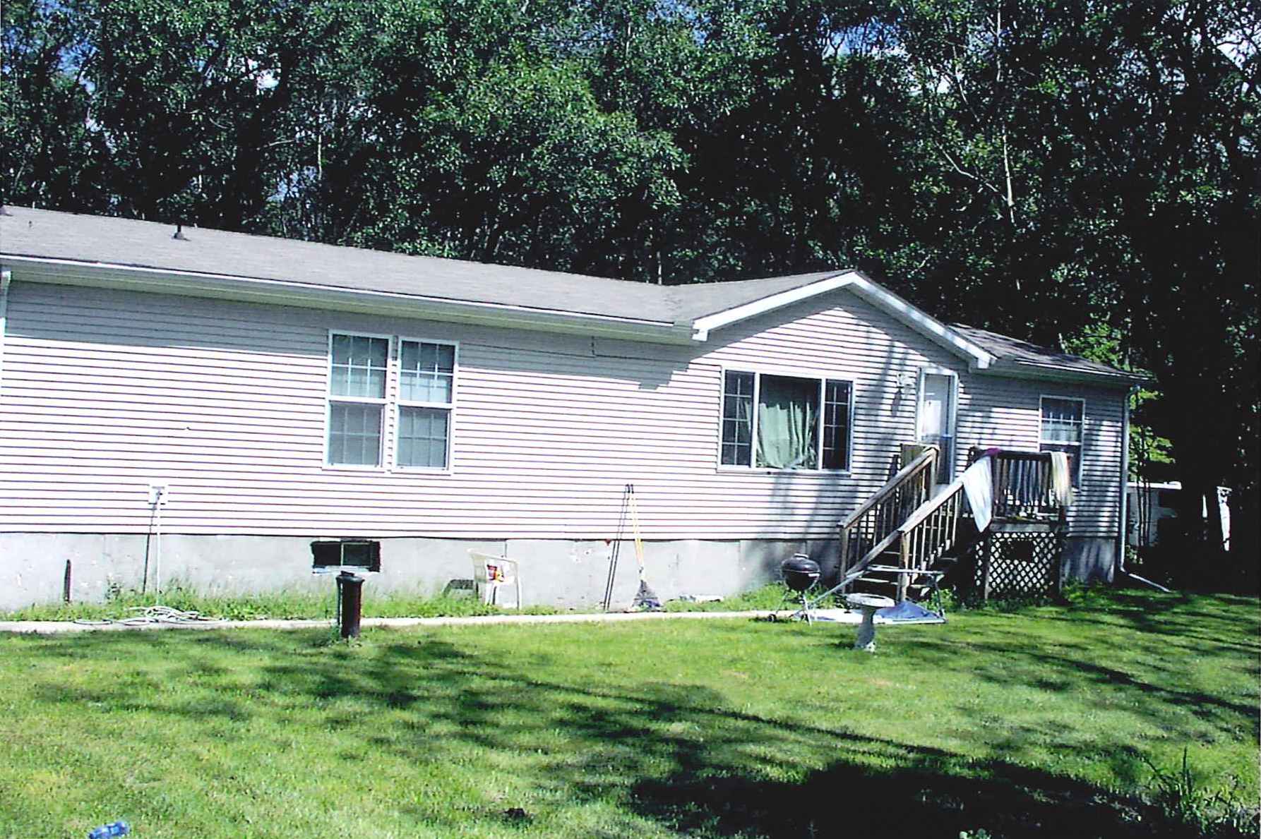 628 Evergreen Dr, Grand Marsh, WI 53936 