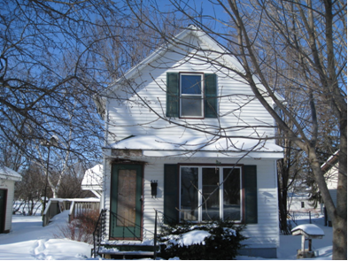 637 South Starr Ave, New Richmond, WI 54017 