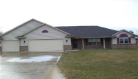 2166 Garden Grove Ln, Green Bay, WI 54311 