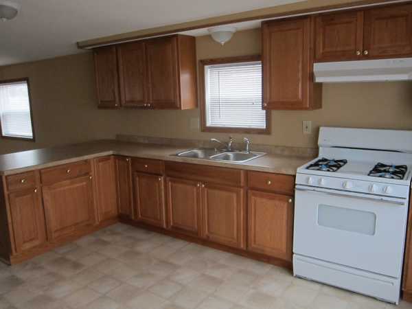 4221 S. 6th st. D-25, Milwaukee, WI 53221 