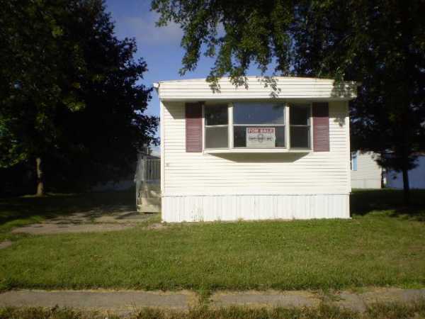 1700 Fountain Ave., Oshkosh, WI 54904 