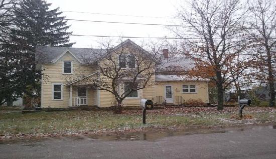 532 N Franklin St, Poynette, WI 53955 